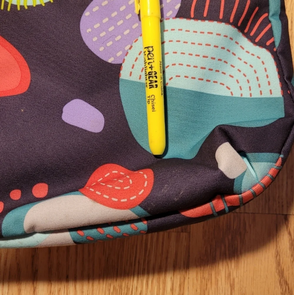 Haiku Crossbody
